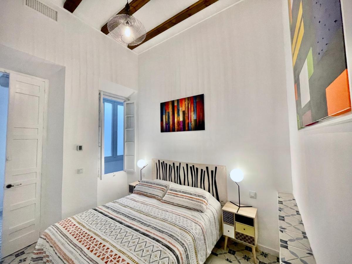 Puerta Azul 3 Bedroom Deluxe Apartment Малага Экстерьер фото